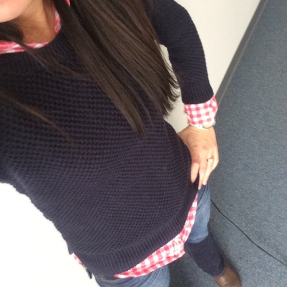 American Eagle Outfitters Sweaters - 🦄2/30 American Eagle knit sweater